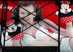 1_123125_123050_2180573_2188133_080429_cb_disneyexxl-jpg-crop-promo-mediumlarge